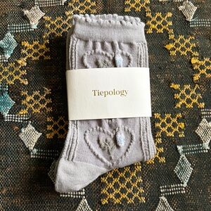 NWT Tiepology socks in Textured Rose Blue Gray